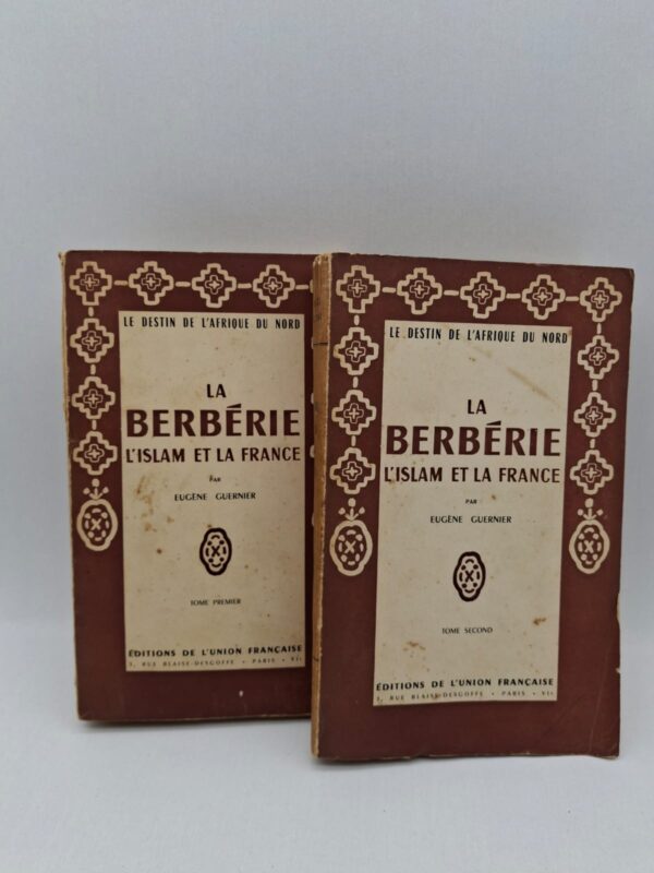Cet ouvrage analyse l’histoire et l’évolution de l’Afrique du Nord, appelée Berbérie, sous influence française. Il étudie le rôle de l’islam dans la société et la culture de la région. L’auteur examine les relations politiques, sociales et économiques entre la France et ses colonies nord-africaines. Le livre reflète une vision propre à l’époque coloniale, mêlant analyse historique et enjeux géopolitiques.