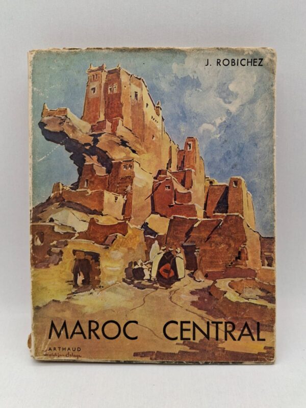 Ce livre explore les paysages et les régions du Maroc central. Il met en valeur l’architecture traditionnelle et les villages berbères. L’auteur décrit les modes de vie, les coutumes et la culture locale. L’ouvrage propose une vision artistique et descriptive du Maroc intérieur