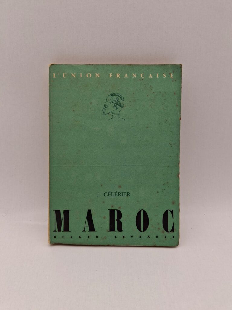 Cet ouvrage présente le Maroc dans le contexte de la période coloniale française. Il décrit probablement sa géographie, sa population et son organisation administrative. Le livre s’inscrit dans une vision pédagogique ou informative destinée au public français. Il reflète aussi le regard et les enjeux de l’époque de l’Union française.