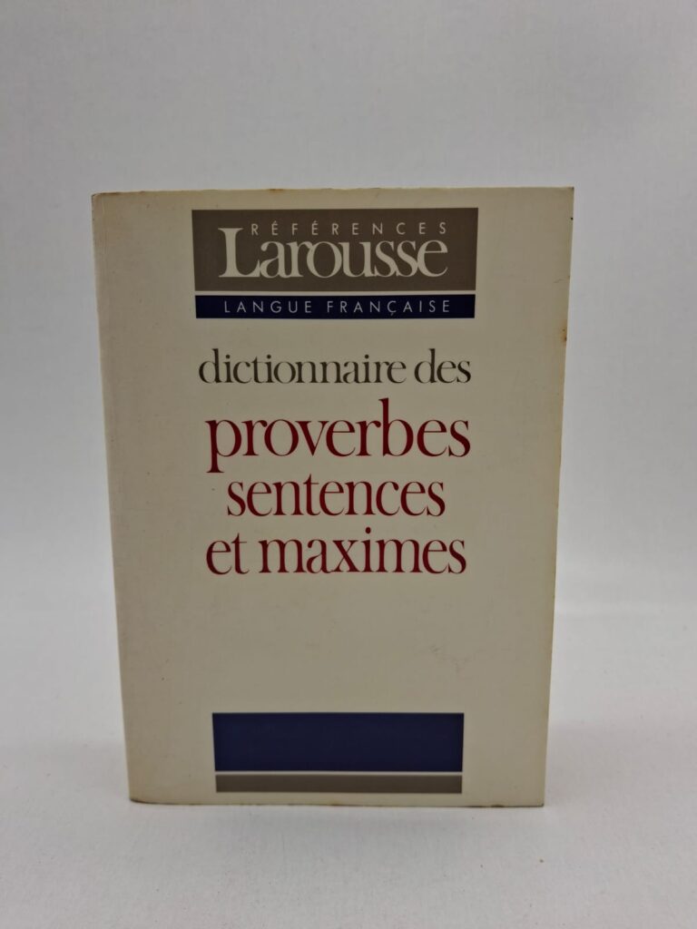 Ce volume répertorie des milliers d'expressions classées par thèmes pour en faciliter la consultation et la compréhension. Il offre un panorama complet des dictons, des sentences morales et des maximes issues du patrimoine culturel francophone. L'ouvrage permet d'identifier l'origine et la signification exacte de formules souvent utilisées mais parfois mal comprises. C'est un outil précieux pour les écrivains, les étudiants et les amoureux de la langue désireux d'enrichir leur expression.