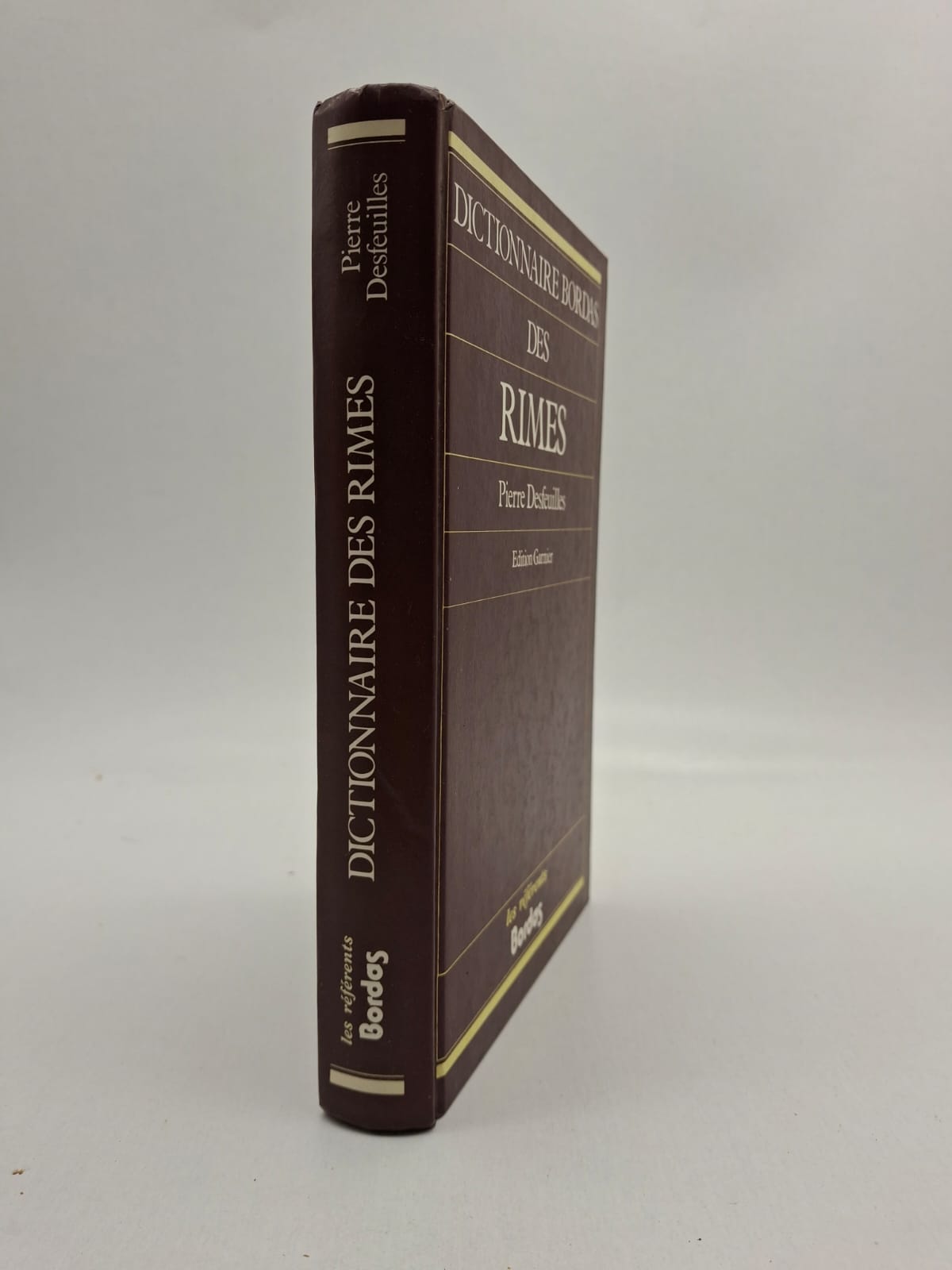 Dictionnaire Bordas des rimes Pierre Desfeuilles Dictionnaire Bordas des rimes est un ouvrage pratique qui aide à trouver des rimes pour écrire des poèmes et des textes littéraires.