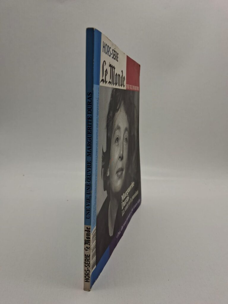Le magazine retrace la vie et le parcours littéraire de Marguerite Duras. Il présente ses œuvres les plus importantes ainsi que son style d’écriture unique et sensible. Des analyses et témoignages montrent son engagement artistique et personnel. Ce numéro souligne l’importance de son héritage culturel et littéraire dans le monde moderne.