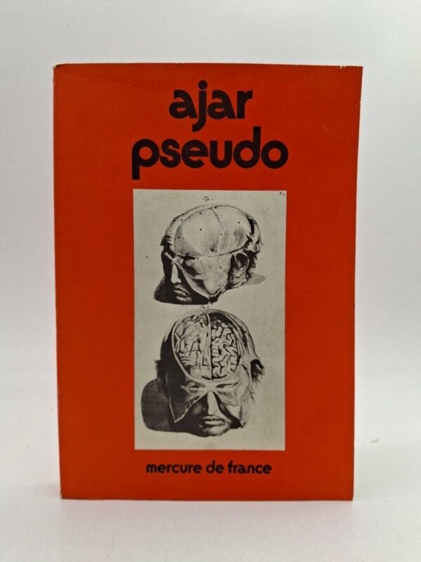 Dans ce livre, Romain Gary fait parler "Émile Ajar", le pseudonyme sous lequel il a remporté un second prix Goncourt pour La Vie devant soi. Le narrateur y décrit sa prétendue folie, son angoisse d'être démasqué et sa relation complexe avec son "tuteur", qui n'est autre que Gary lui-même. C'est une œuvre d'une autodérision féroce, où l'auteur joue avec l'identité et le langage pour perdre le lecteur et la critique. À travers ce texte labyrinthique, Gary explore le thème du double et la nécessité vitale de se réinventer pour échapper à sa propre image. C'est un témoignage unique sur la création littéraire et le besoin de liberté absolue d'un écrivain hors norme.