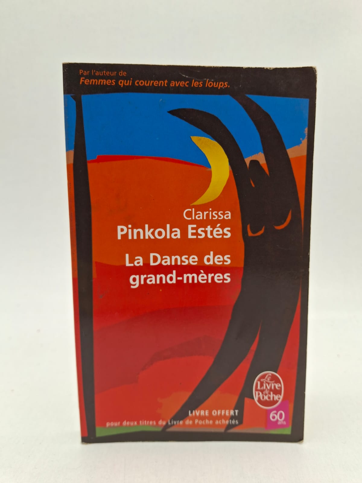 La Danse des grand-mères Clarissa Pinkola Estés L’auteure raconte des histoires inspirées des traditions et des expériences féminines. Elle met en valeur la force, la sagesse et le rôle des grand-mères dans la société. Le livre invite les femmes à écouter leur intuition et leur héritage intérieur. Cette œuvre mélange psychologie, contes et spiritualité avec émotion.