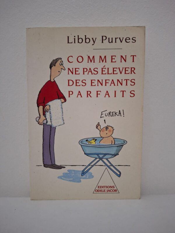 Libby Purves s'attaque au mythe du parent idéal et de l'enfant modèle en prônant une éducation basée sur le bon sens et la survie psychologique. À travers des anecdotes savoureuses, elle explore les réalités souvent chaotiques de la vie de famille, du désordre domestique aux caprices en public. L'ouvrage encourage les parents à relâcher la pression, à accepter leurs imperfections et celles de leur progéniture pour privilégier l'épanouissement réel. En fin de compte, l'auteur démontre qu'un foyer heureux vaut bien mieux qu'un foyer parfaitement ordonné et strictement discipliné