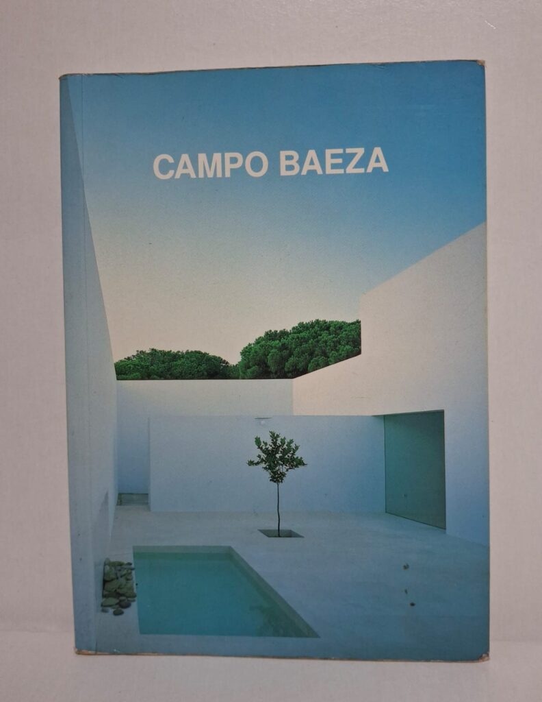 Ce livre fait découvrir l’architecture moderne et minimaliste de Campo Baeza à travers plusieurs projets célèbres.