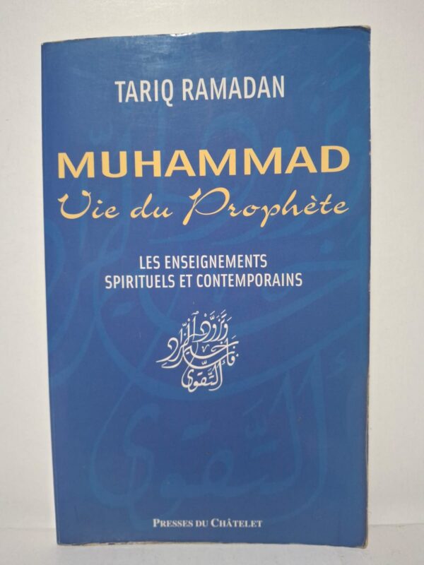 Dans cet ouvrage, Tariq Ramadan raconte la vie du prophète Muhammad à travers ses actions et ses enseignements. Il met en avant les valeurs de justice, de patience, de paix et de compassion. L’auteur relie les événements historiques aux défis du monde contemporain. Le livre invite les lecteurs à mieux comprendre l’islam et la spiritualité musulmane.