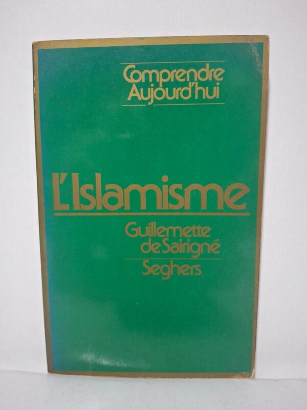 L’auteure explique les croyances, les pratiques et l’histoire de l’islam. Elle répond aux principales questions que se posent les lecteurs sur cette religion. Le livre met en lumière les valeurs spirituelles et culturelles de l’islam. Il constitue un guide d’initiation destiné à favoriser une meilleure compréhension du monde musulman.