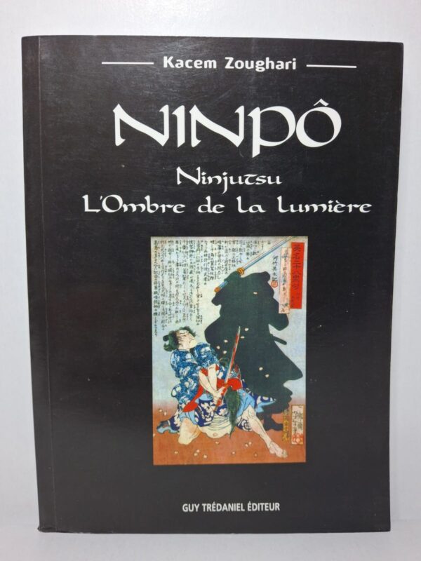 Dans ce livre, Kacem Zoughari présente le ninjutsu comme un art martial complet fondé sur la stratégie, l'adaptation et la connaissance de soi. Il retrace les origines historiques des ninjas et explique les principes techniques, tactiques et spirituels transmis à travers les écoles traditionnelles japonaises. L'auteur montre que le ninjutsu ne se limite pas au combat, mais constitue également une voie de développement personnel et de maîtrise de l'environnemen