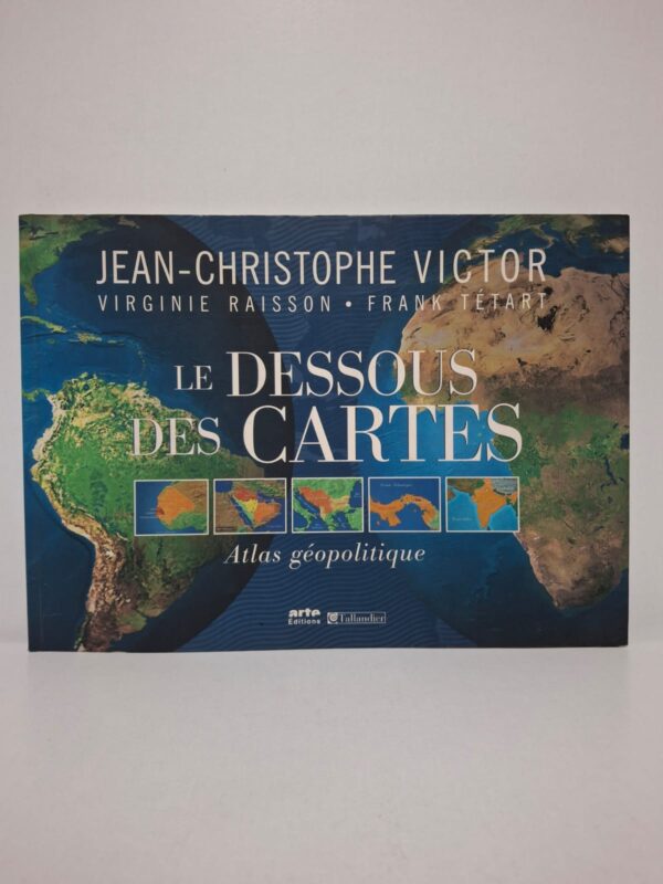 Cet atlas explique les grands enjeux géopolitiques du monde à travers des cartes commentées. Les auteurs analysent les conflits, les frontières, les ressources et les relations internationales. L’ouvrage aide à comprendre les dynamiques politiques, économiques et culturelles de la planète. Les cartes rendent l’information claire et accessible à tous les lecteurs.