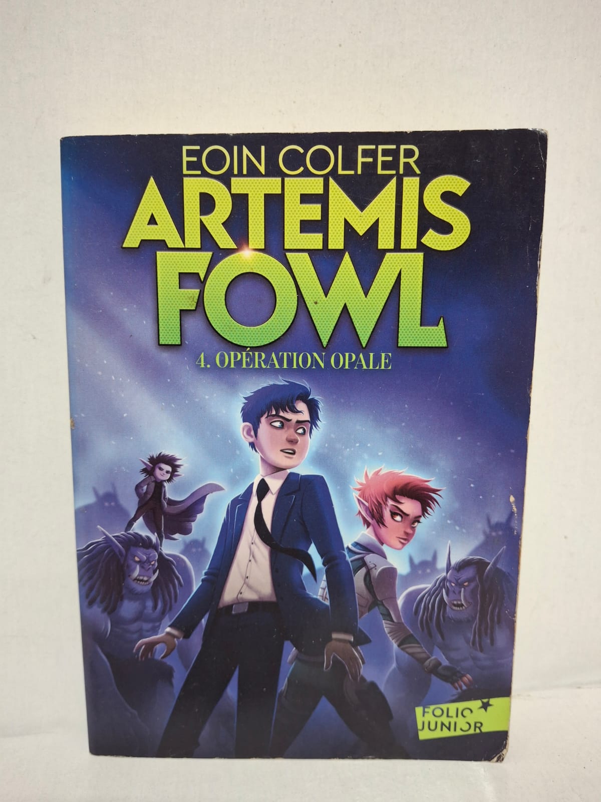 Artemis Fowl, Tome 4 : Opération Opale - Eoin Colfer Artemis Fowl, Tome 4 : Opération Opale - Eoin Colfer