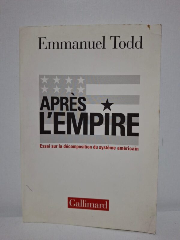Dans cet ouvrage, Emmanuel Todd étudie les transformations économiques, sociales et politiques des États-Unis. Il soutient que la domination américaine repose de plus en plus sur des fragilités internes et des déséquilibres mondiaux. L’auteur examine les conséquences de cette évolution sur les relations internationales et l’ordre mondial. Le livre propose une réflexion critique sur l’avenir de l’hégémonie américaine et sur les mutations géopolitiques contemporaines.