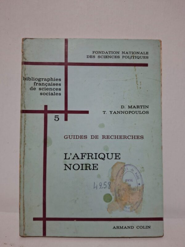 Cet ouvrage recense et classe les principales sources documentaires consacrées à l’Afrique noire. Les auteurs présentent des références en histoire, sociologie, science politique, économie et anthropologie. Le guide facilite l’accès aux travaux scientifiques et aux publications essentielles sur les sociétés africaines. Il constitue un outil précieux pour la recherche universitaire et l’étude du développement politique, économique et social du continent africain.