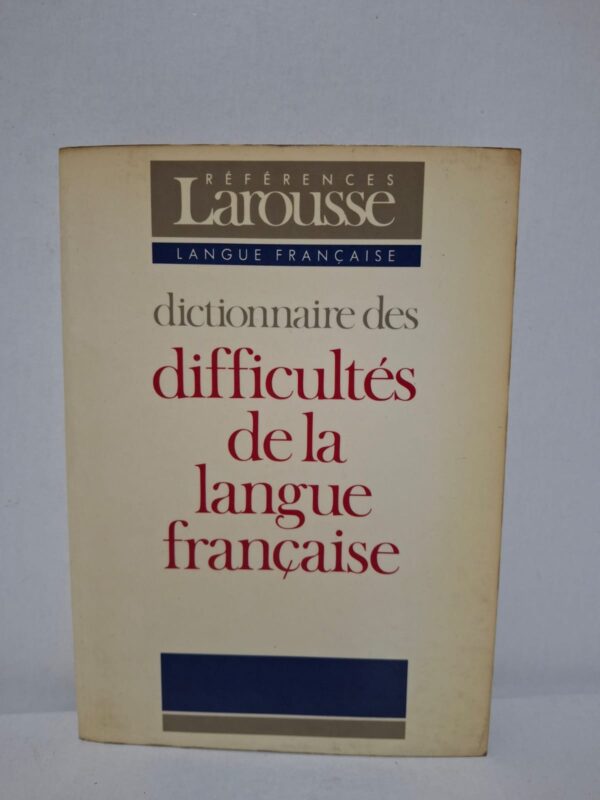 Ce dictionnaire recense les principales difficultés rencontrées dans l’usage du français écrit et oral. Il apporte des réponses précises sur l’orthographe, la grammaire, la conjugaison et le vocabulaire. Chaque entrée est accompagnée d’explications claires et d’exemples facilitant la compréhension des règles. Il constitue un outil précieux pour les étudiants, enseignants et tous les passionnés de la langue française.