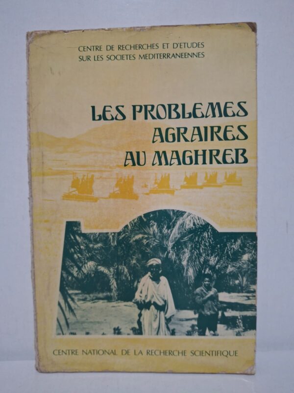Cet ouvrage rassemble des études sur les principaux problèmes agraires rencontrés au Maghreb, notamment au Maroc, en Algérie et en Tunisie. Il analyse les structures foncières, les politiques agricoles, les systèmes de production et les transformations du monde rural. Les auteurs mettent en évidence les défis économiques, sociaux et environnementaux liés au développement agricole. Ce livre constitue une ressource essentielle pour les chercheurs et les étudiants en histoire, géographie et développement rural.