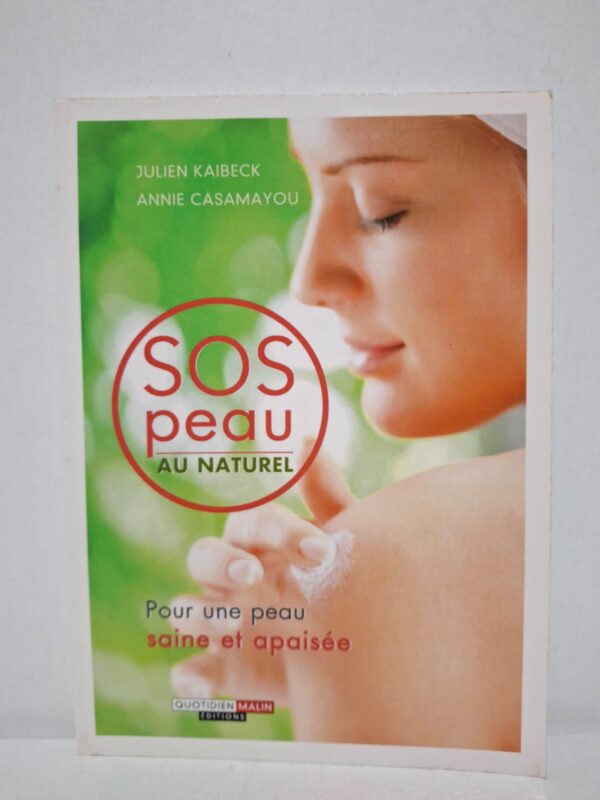 Ce livre présente des conseils simples et naturels pour prévenir et soulager les principaux problèmes de peau. Les auteurs expliquent les causes des imperfections, des irritations et des affections cutanées courantes, tout en proposant des remèdes à base d'ingrédients naturels. L'ouvrage aborde également les bonnes habitudes d'hygiène et d'alimentation favorisant une peau saine. Ce guide s'adresse à toute personne souhaitant adopter des soins respectueux de la peau et de l'environnement.