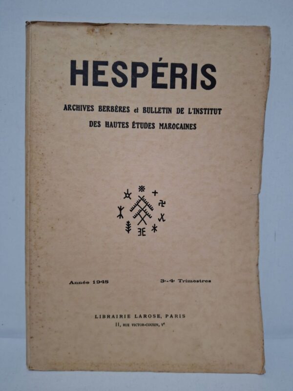 Ce numéro de Hespéris rassemble des études et des recherches sur l'histoire, l'archéologie, l'ethnographie, la linguistique et les traditions du Maroc. Publié par l'Institut des Hautes Études Marocaines, il met en valeur le patrimoine culturel et historique marocain, avec une attention particulière portée aux populations berbères. Les articles, rédigés par des spécialistes, constituent une source documentaire précieuse pour les chercheurs. Cette revue demeure une référence incontournable pour l'étude du Maghreb et de son histoire.