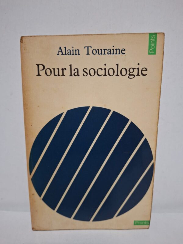 Dans Pour la sociologie, Alain Touraine présente les concepts essentiels de la sociologie et son rôle dans l'analyse des sociétés contemporaines. Il étudie les mouvements sociaux, les rapports de pouvoir, le changement social et les acteurs qui façonnent la vie collective. L'auteur défend une sociologie attentive aux dynamiques historiques et aux conflits qui transforment les sociétés modernes. Considéré comme un ouvrage de référence, ce livre constitue une excellente introduction à la pensée d'Alain Touraine et à la sociologie contemporaine.