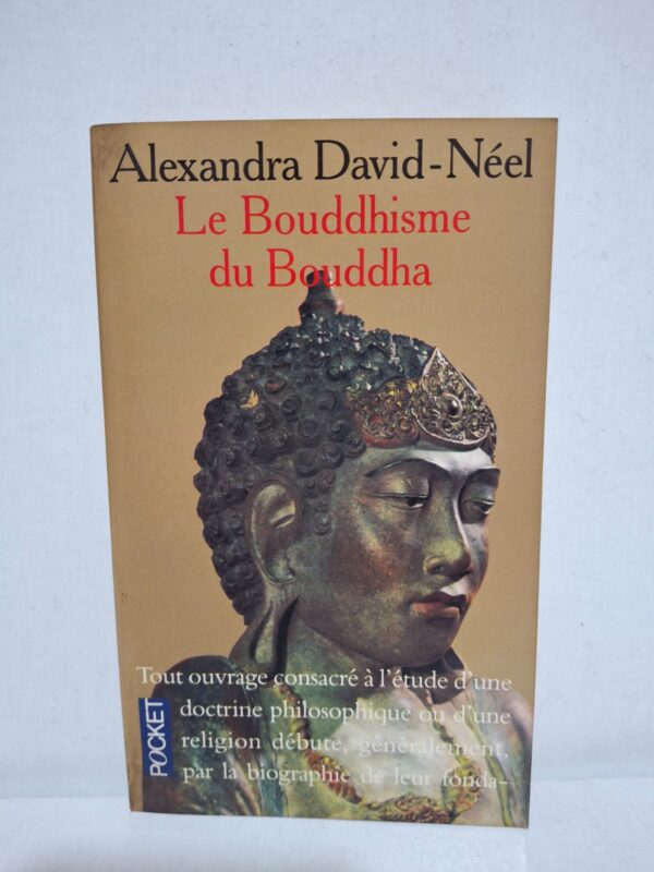 Alexandra David-Néel retrace la vie de Siddhartha Gautama et expose les principes essentiels de sa doctrine. Elle explique les Quatre Nobles Vérités, le Noble Sentier Octuple et les notions de karma, de réincarnation et de nirvana. L'auteure replace ces enseignements dans leur contexte historique et spirituel afin d'en faciliter la compréhension. Accessible et érudit, ce livre constitue une excellente introduction à la philosophie et à la pratique du bouddhisme.