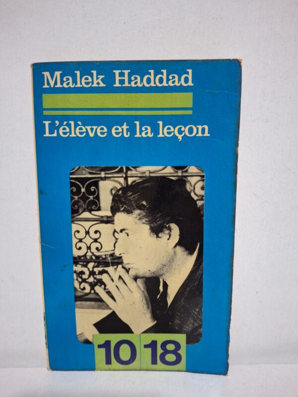 Dans cet ouvrage, Malek Haddad aborde les rapports entre l'écriture, la mémoire et l'histoire de l'Algérie. Il s'interroge sur le rôle de l'intellectuel, la langue d'expression et les défis de la création littéraire après l'indépendance. À travers une prose sensible et engagée, l'auteur livre une réflexion profonde sur l'identité, la culture et la transmission. Ce livre constitue un témoignage essentiel pour comprendre la pensée humaniste et l'œuvre de l'un des grands écrivains algériens du XXᵉ siècle.