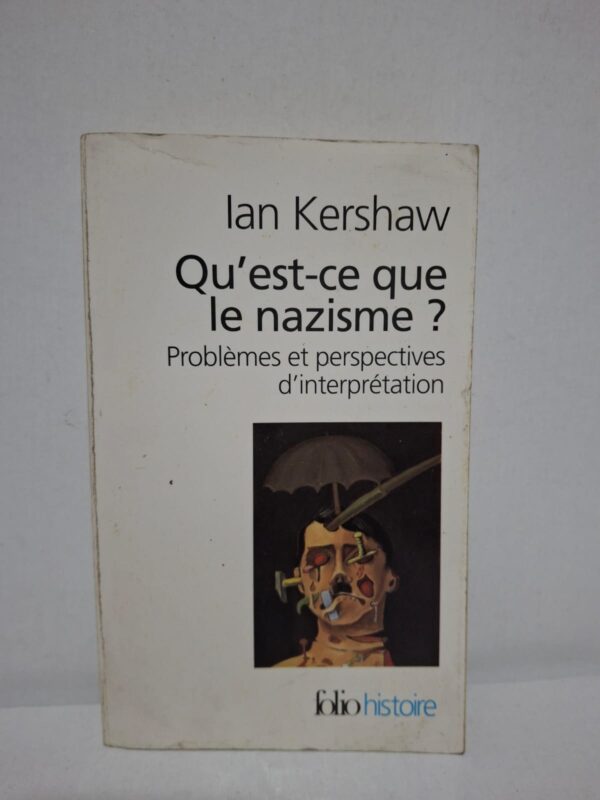 Ian Kershaw examine les principaux débats historiographiques sur la nature et le développement du régime nazi. Il étudie le rôle d'Hitler, l'idéologie nazie, les institutions et les mécanismes de pouvoir du IIIᵉ Reich. L'auteur confronte les différentes écoles d'interprétation afin d'expliquer l'ascension et le fonctionnement du nazisme. Accessible et rigoureux, cet essai est une référence essentielle pour comprendre l'histoire et les enjeux du national-socialisme.