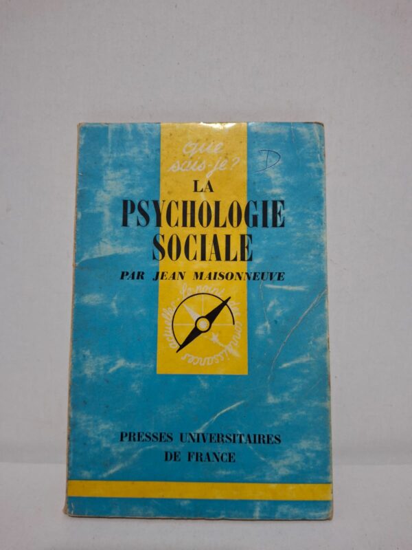 Jean Maisonneuve expose les concepts essentiels de la psychologie sociale en s'appuyant sur les recherches les plus marquantes de la discipline. Il analyse les comportements individuels et collectifs, les attitudes, l'influence sociale et la dynamique des groupes. L'auteur montre comment les relations sociales façonnent les perceptions, les opinions et les comportements. Cet ouvrage constitue une excellente introduction à la psychologie sociale pour les étudiants et les lecteurs souhaitant découvrir cette discipline.