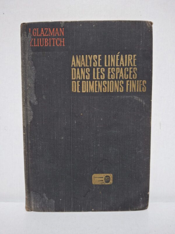 Ce livre présente les notions essentielles de l'analyse linéaire appliquées aux espaces vectoriels de dimension finie. Il étudie les transformations linéaires, les matrices, les valeurs propres, les vecteurs propres et les formes quadratiques à travers une approche rigoureuse. De nombreux exemples et démonstrations facilitent la compréhension des concepts fondamentaux. Cet ouvrage est destiné aux étudiants, enseignants et chercheurs en mathématiques, physique et ingénierie.