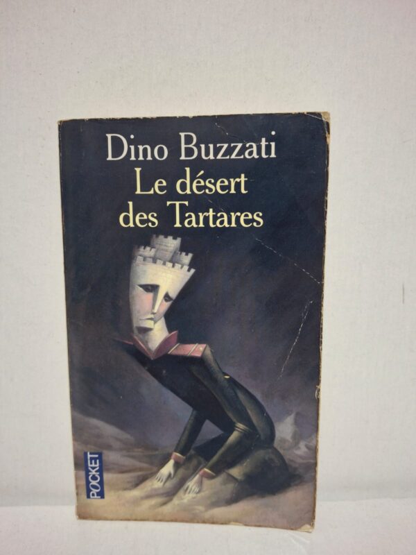 Le désert des Tartares — Dino Buzzati