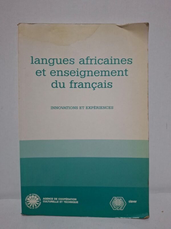 Ce livre présente des recherches et des expériences pédagogiques portant sur l'enseignement du français en contexte multilingue africain. Il met en évidence le rôle des langues africaines dans les apprentissages et propose des méthodes innovantes adaptées aux réalités linguistiques locales. Les auteurs analysent les enjeux de la didactique, du bilinguisme et de la politique linguistique. Cet ouvrage constitue une référence pour les enseignants, chercheurs et spécialistes des sciences du langage.