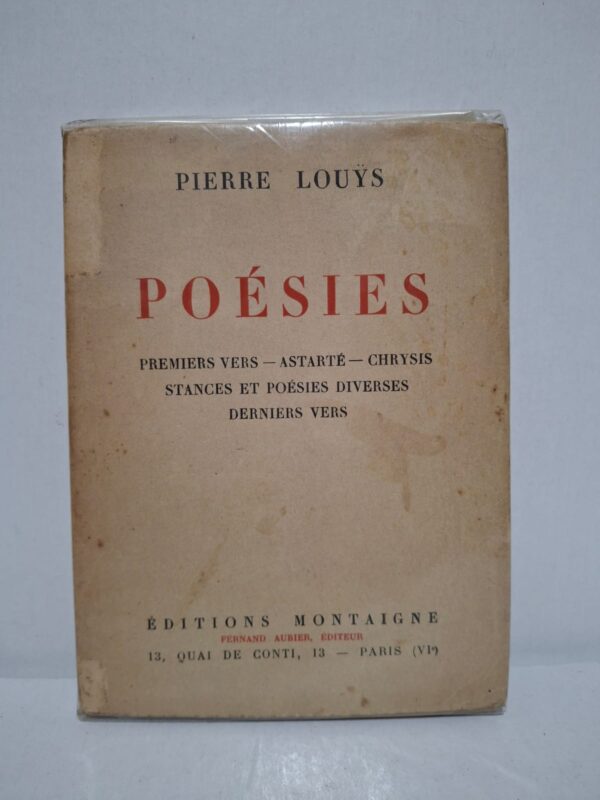 Ce volume rassemble les principaux recueils poétiques de Pierre Louÿs, dont Premiers Vers, Astarté, Chrysis, Stances et poésies diverses et Derniers Vers. Inspirée par la Grèce antique, son œuvre célèbre l'amour, la beauté, la nature et les mythes avec une grande musicalité. Son écriture élégante et sensuelle fait de lui l'une des grandes figures de la poésie française de la fin du XIXᵉ siècle. Ce recueil constitue une excellente introduction à l'ensemble de son univers poétique.