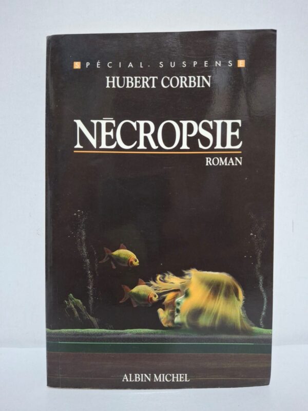 Dans Nécropsie, Hubert Corbin construit une intrigue policière captivante autour d'un décès mystérieux et d'une enquête complexe. Les indices se multiplient, révélant peu à peu des secrets enfouis et des personnages aux motivations ambiguës. Le récit entretient une tension constante grâce à une atmosphère oppressante et un rythme soutenu. Ce thriller séduira les amateurs de suspense psychologique et d'énigmes criminelles.