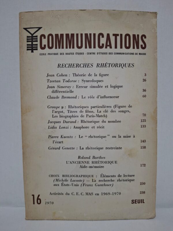 Cet ouvrage collectif rassemble des études de grands spécialistes de la linguistique, de la sémiotique et de la théorie littéraire autour de la rhétorique. Les auteurs explorent les figures de style, les mécanismes du discours, la narration et les procédés de persuasion. Il comprend notamment un texte de Roland Barthes sur l'ancienne rhétorique, devenu une référence dans le domaine. Ce volume constitue une ressource essentielle pour les étudiants, enseignants et chercheurs en sciences du langage, communication et littérature.