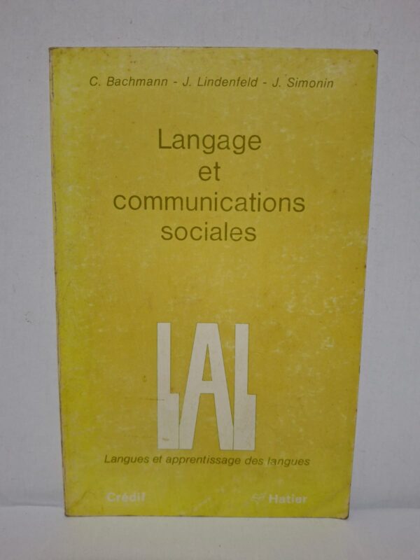 Cet ouvrage étudie les relations entre le langage et les différentes formes de communication au sein de la société. Les auteurs montrent comment les échanges linguistiques sont influencés par les contextes sociaux, culturels et institutionnels. Ils abordent les mécanismes de la communication, les interactions verbales et les enjeux sociolinguistiques qui façonnent les pratiques langagières. Destiné aux étudiants, enseignants et chercheurs, ce livre constitue une ressource essentielle en sciences du langage, sociolinguistique et communication.