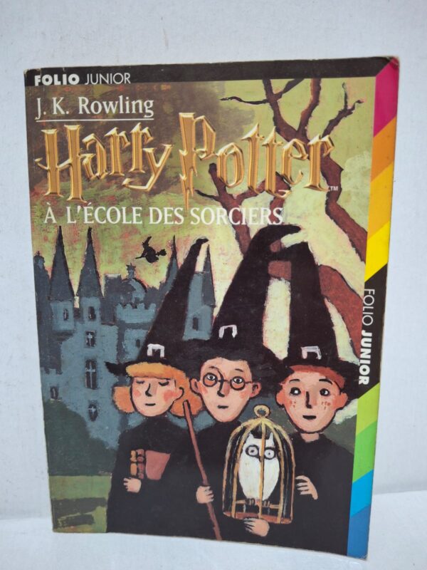 Harry Potter à l'école des sorciers - J.K. Rowling