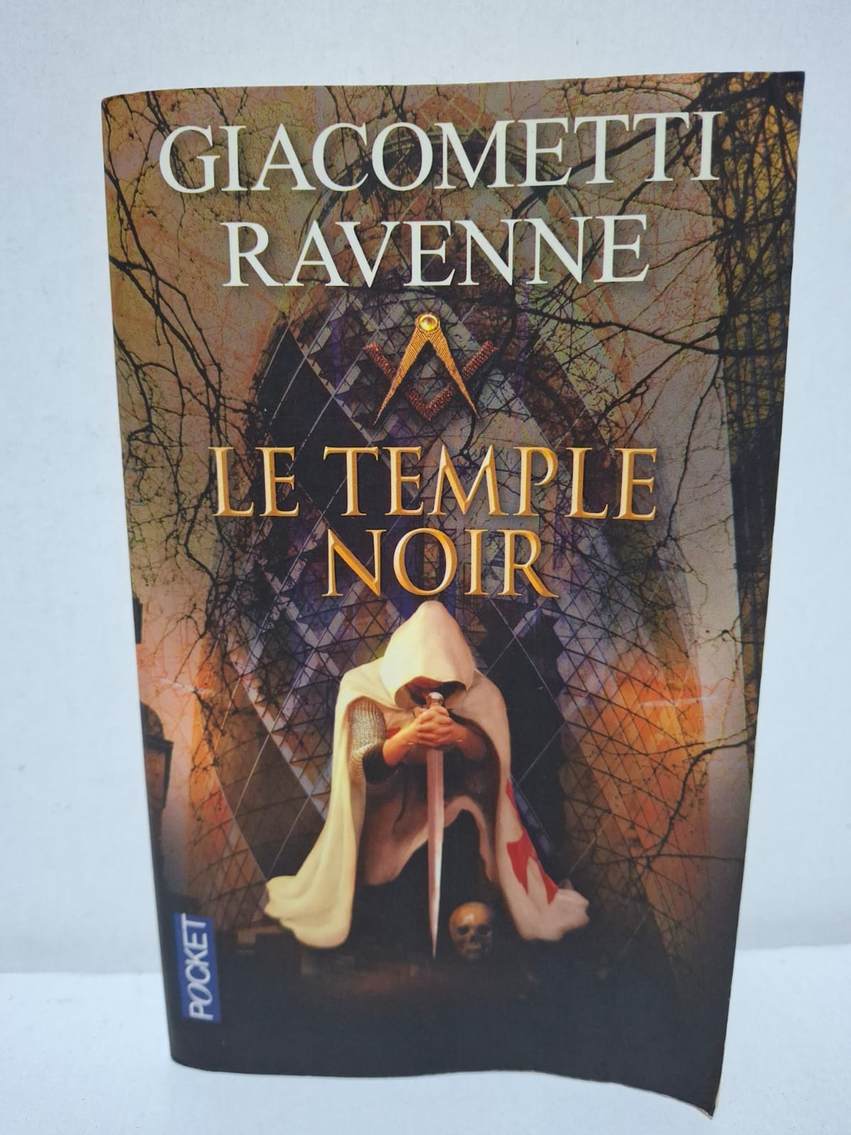 Le Temple Noir - Éric Giacometti et Jacques Ravenne Le Temple Noir - Éric Giacometti et Jacques Ravenne